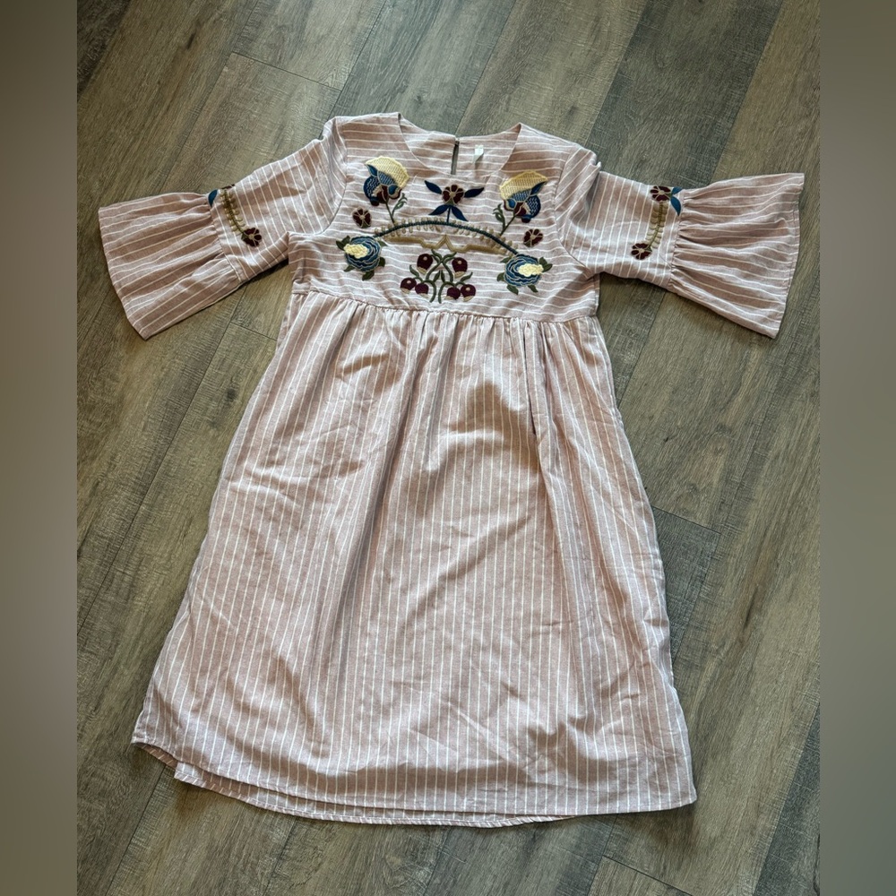 Cotton Midi Dress 
Size Small/Medium